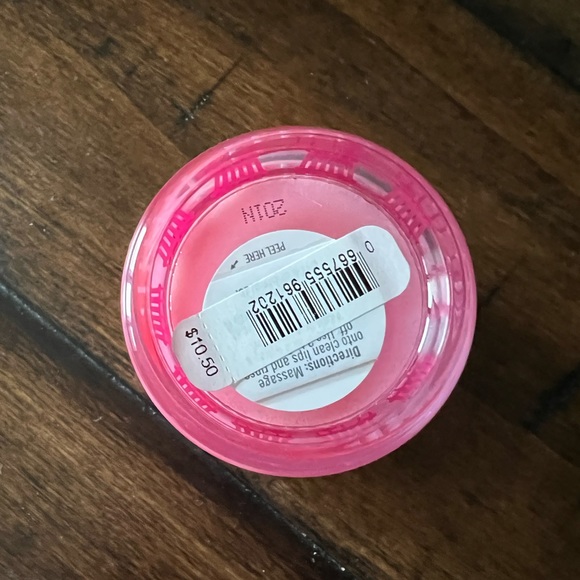 Bath & Body Exfoliating LIP SCRUB - 0.5 oz - Picture 3 of 3